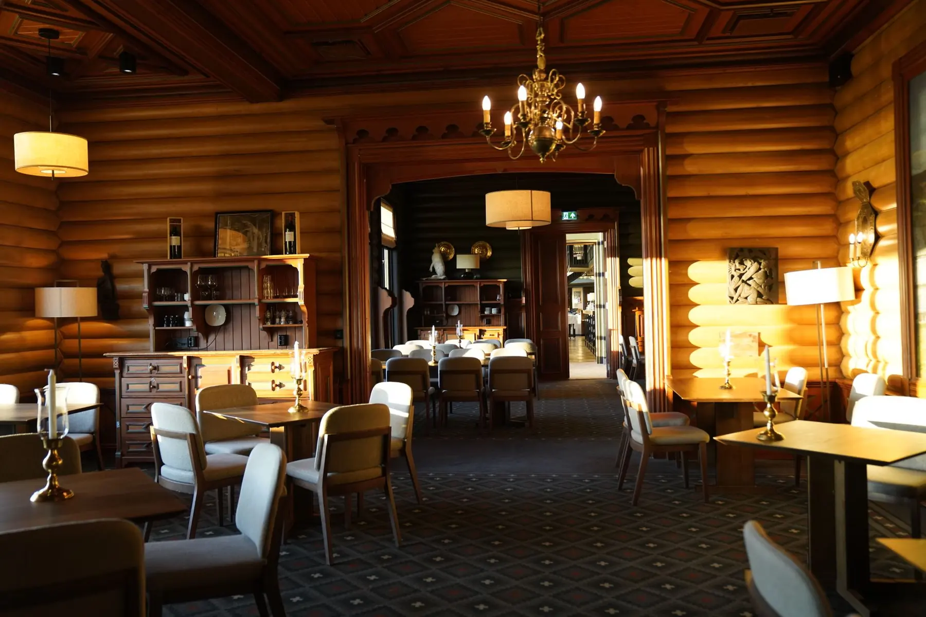 Signature Dining
